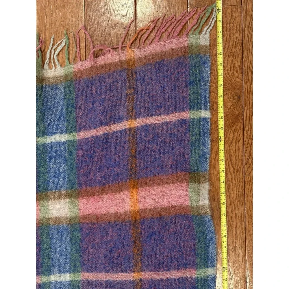 Vintage 1960s Robert Burns Mohair Plaid‎ Throw, 70% Mohair, 30% Wool 70x52